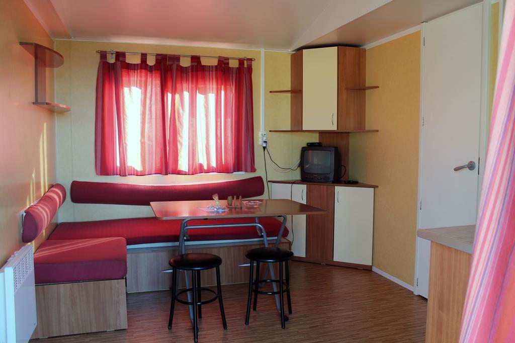 Camping 1ª O Muino - Bungalow Park Ойя Номер фото